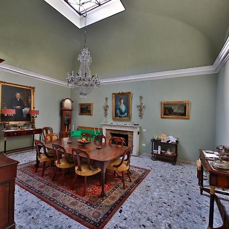 Bed And Breakfast Riviera Di Chiaia Turrisi 那不勒斯 外观 照片
