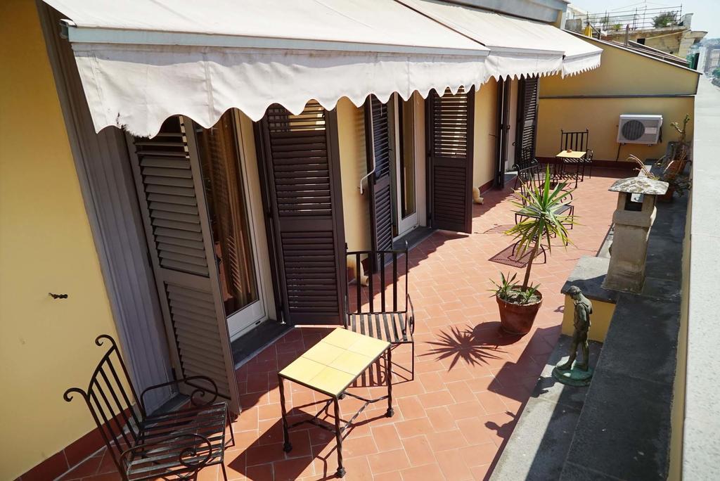 Bed And Breakfast Riviera Di Chiaia Turrisi 那不勒斯 外观 照片
