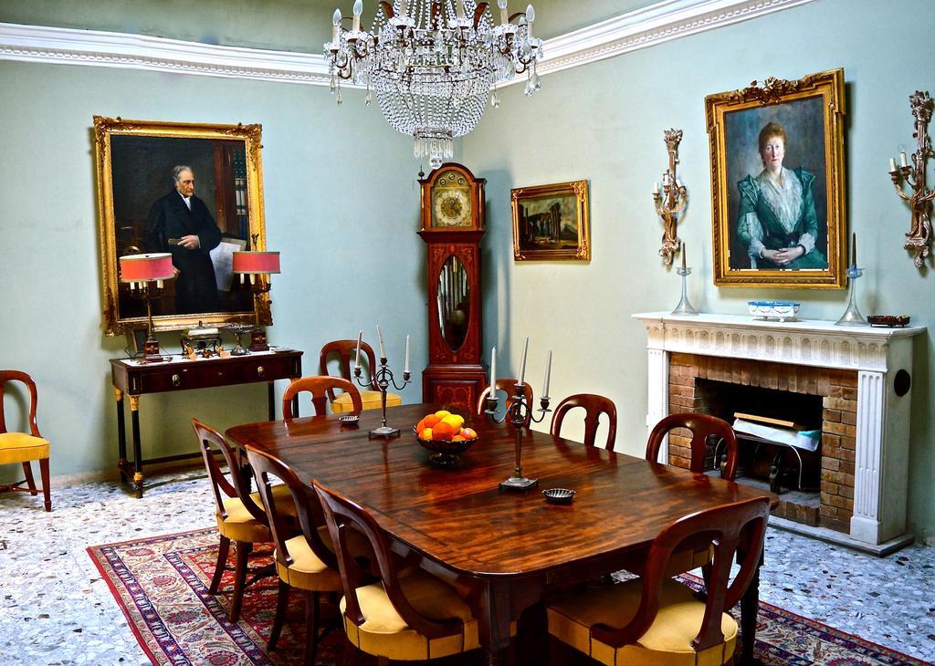 Bed And Breakfast Riviera Di Chiaia Turrisi 那不勒斯 外观 照片